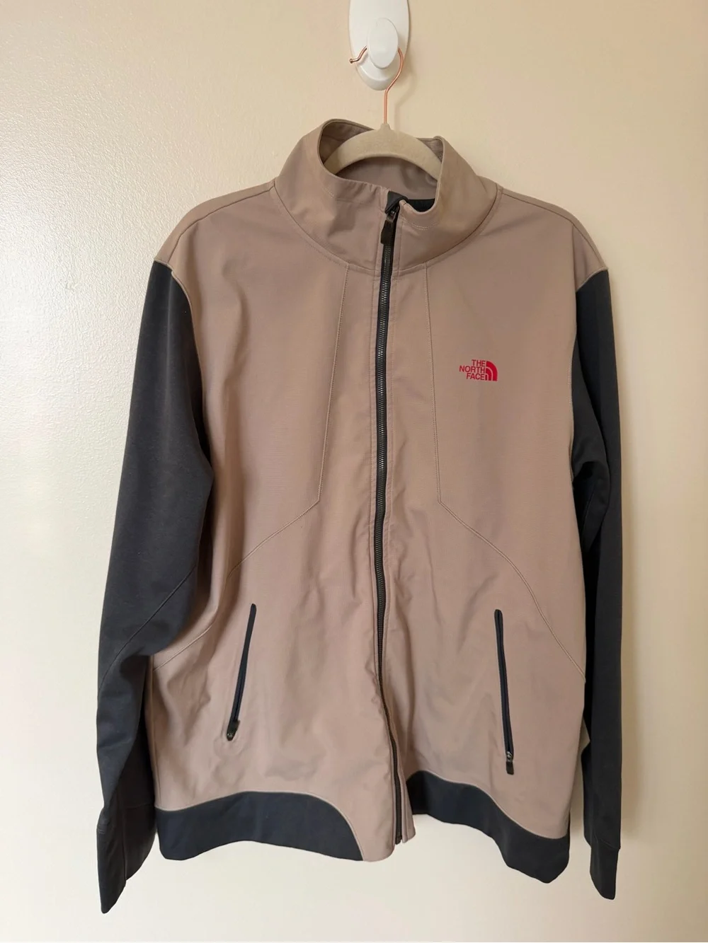 THE NORTH FACE Kilowatt Full Zip Jacket in Tan & Grey